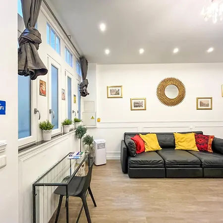 Urbanflat 101 - Modern Charming In Le Marais Appartamento